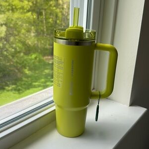 Starbucks x Stanley Lemon Grass 30oz
